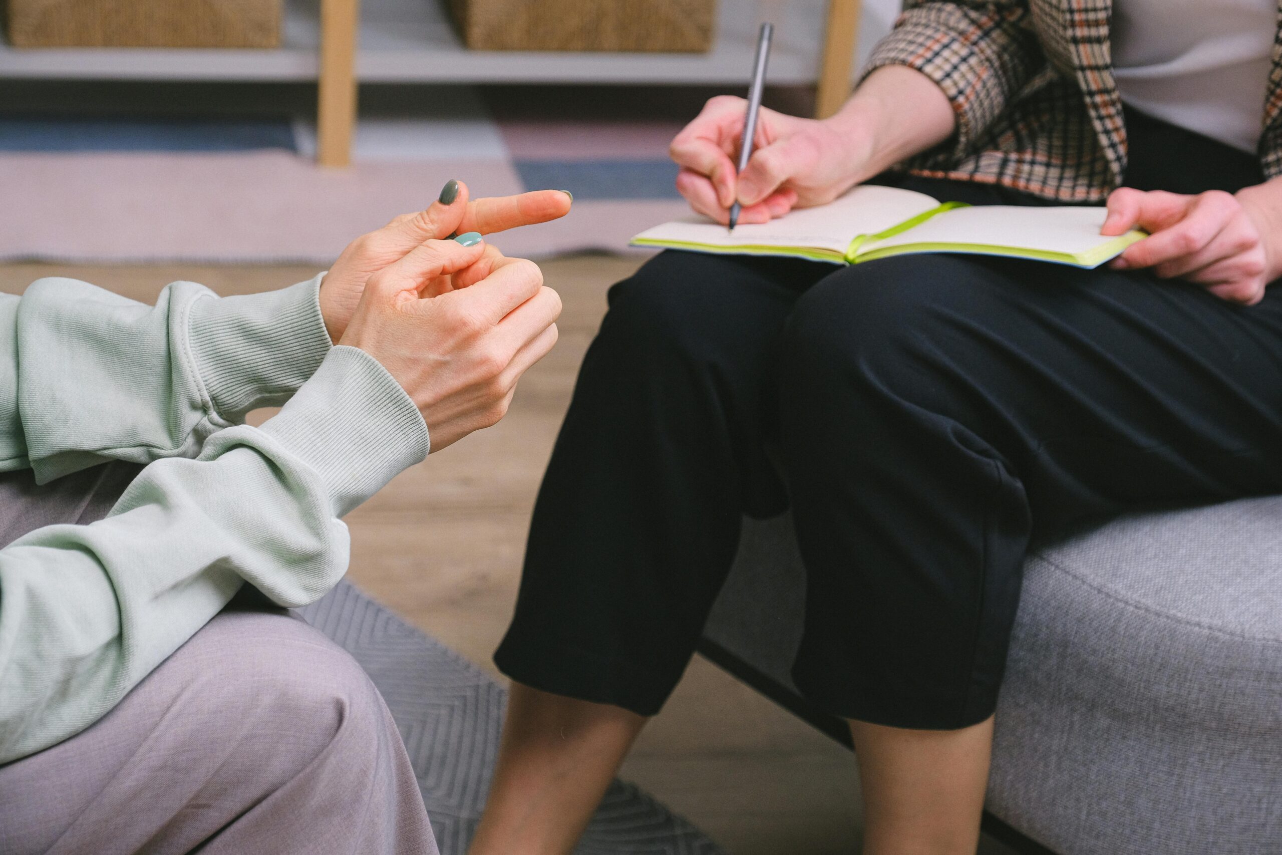 A session of cognitive-behavioral therapy (CBT) at Keys Behavioral Health in Tewksbury, MA.
