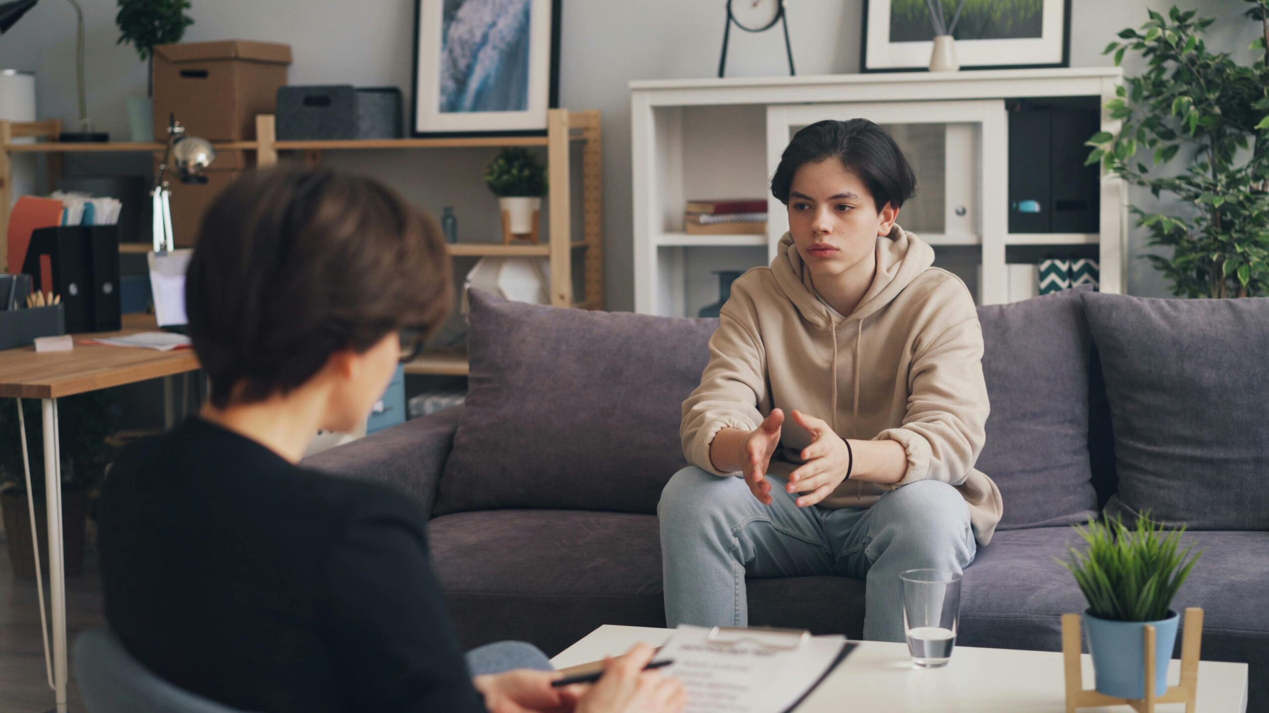 A session of cognitive-behavioral therapy (CBT) at Keys Behavioral Health in Tewksbury, MA.